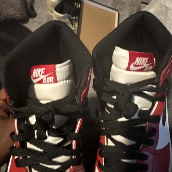 Air Jordan 1 Chicago 2015(From Goat) - Picture 8 of 12